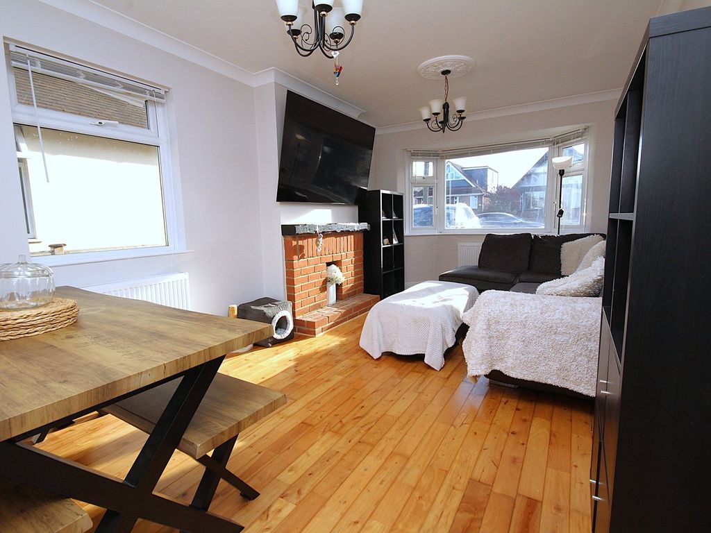 Property photo 3 of 23