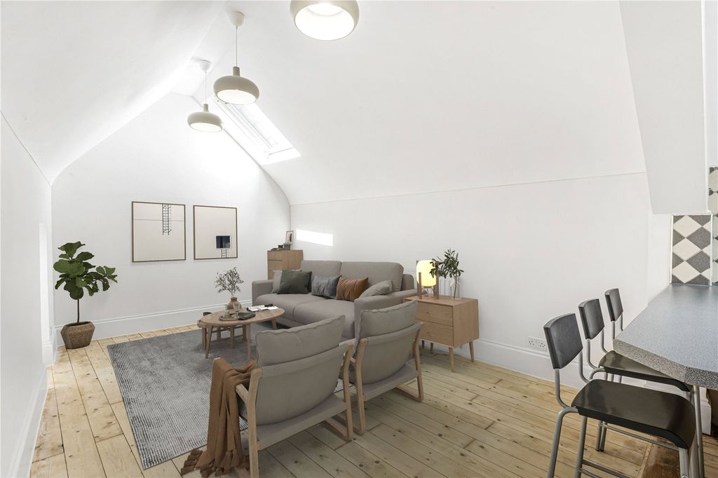 Property photo 1 of 17 Reception Room