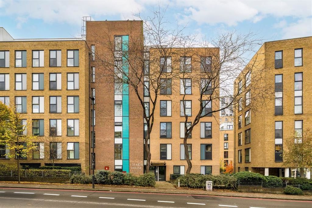 Property photo 2 of 7