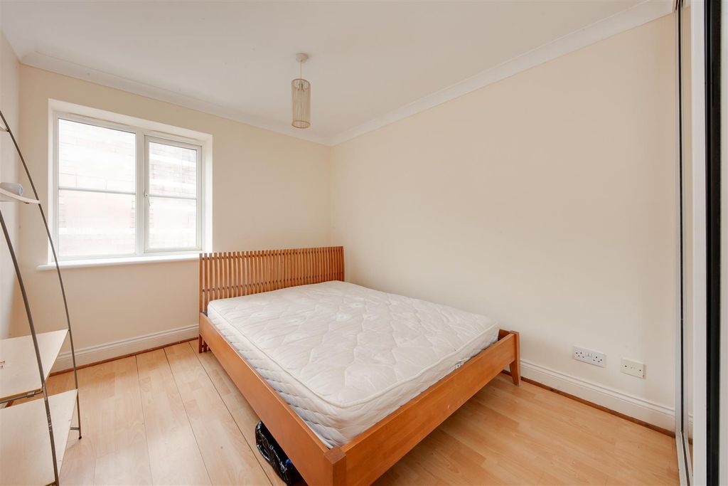 Property photo 3 of 7 3.Jpg