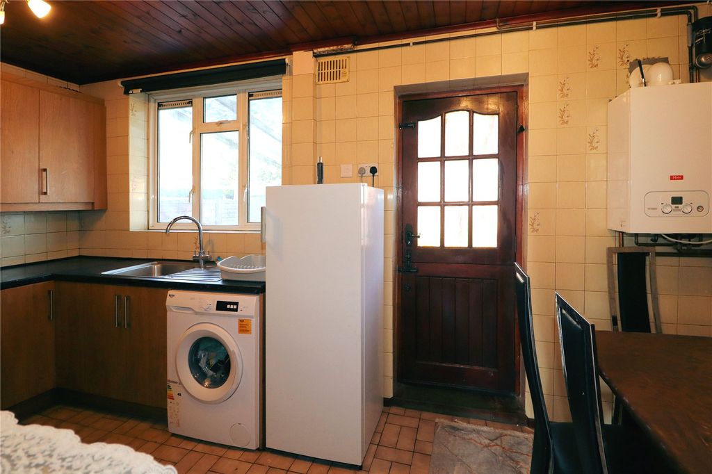 Property photo 3 of 14 Picture No. 31