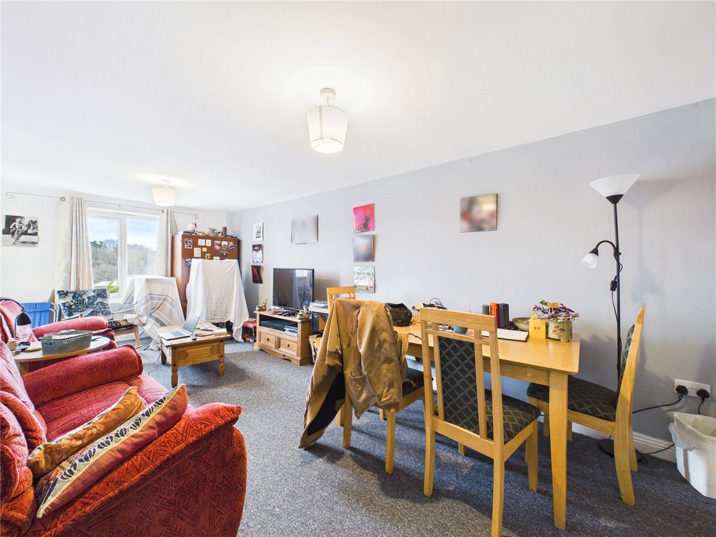 Property photo 3 of 13 Picture No. 12