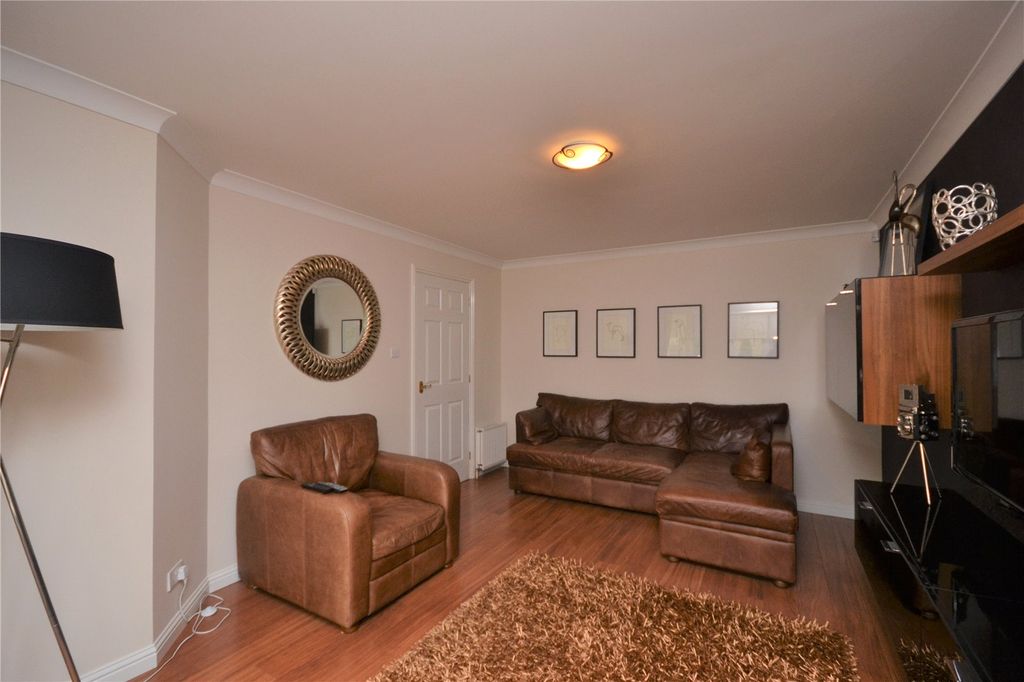 Property photo 3 of 15 Photo 3