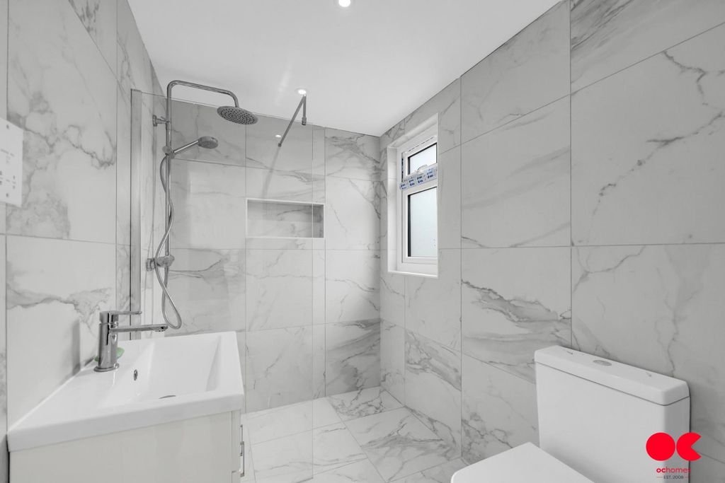 Property photo 2 of 24 Levi7873.Jpg