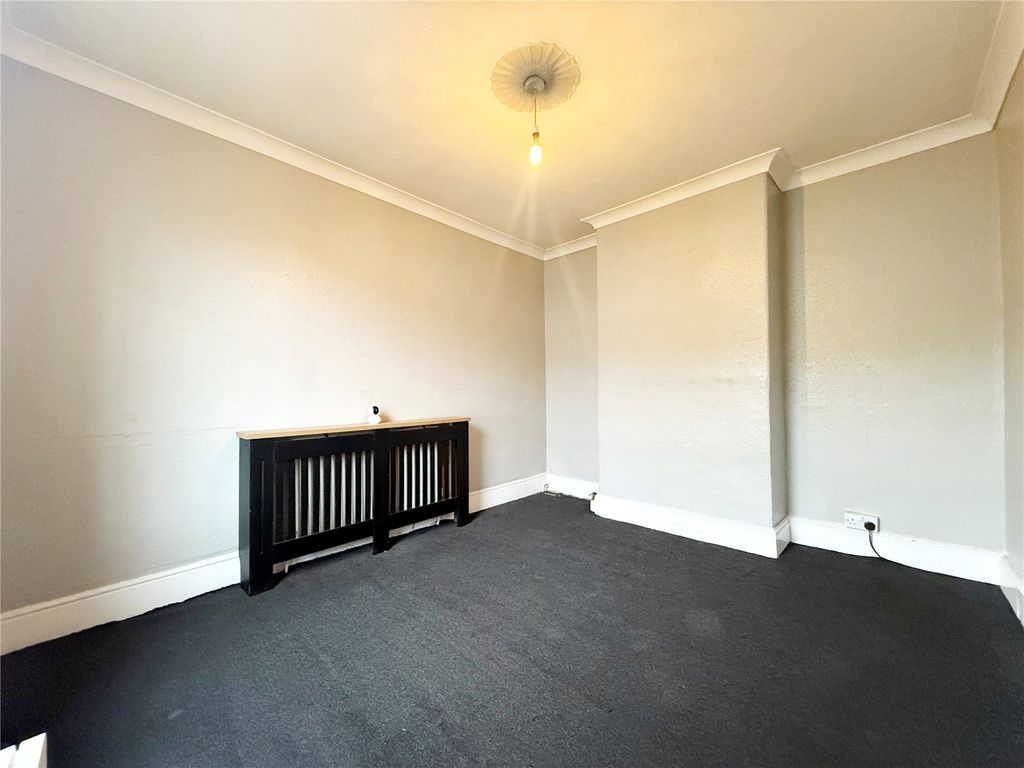 Property photo 2 of 12 Picture No. 09