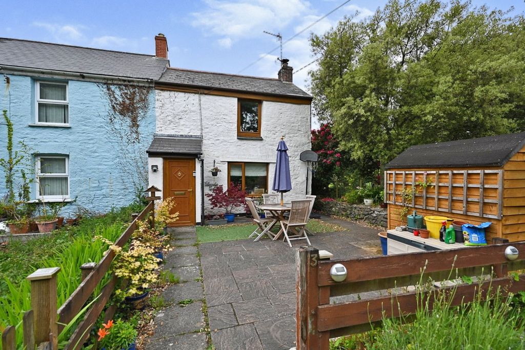 Property photo 1 of 13 Front
