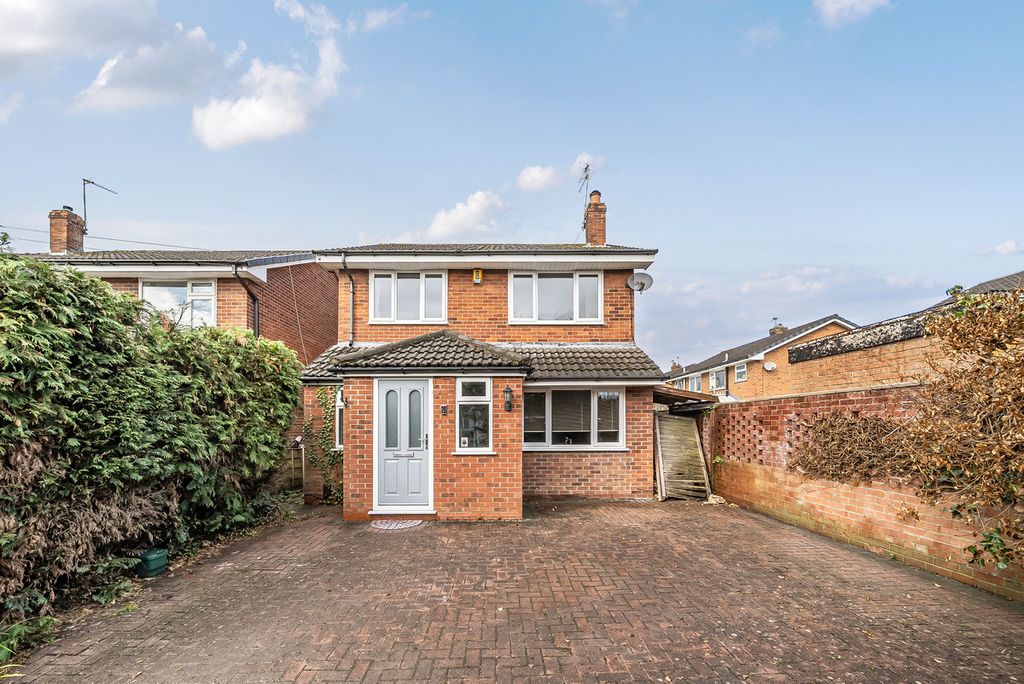 Property photo 1 of 16