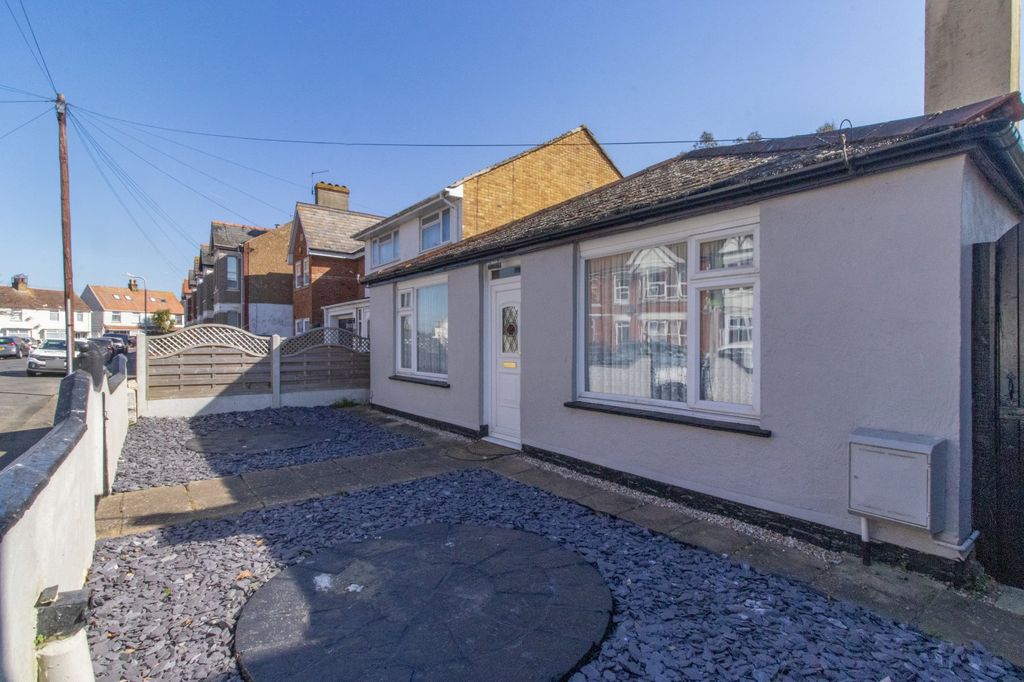 Property photo 1 of 11 Picture 1