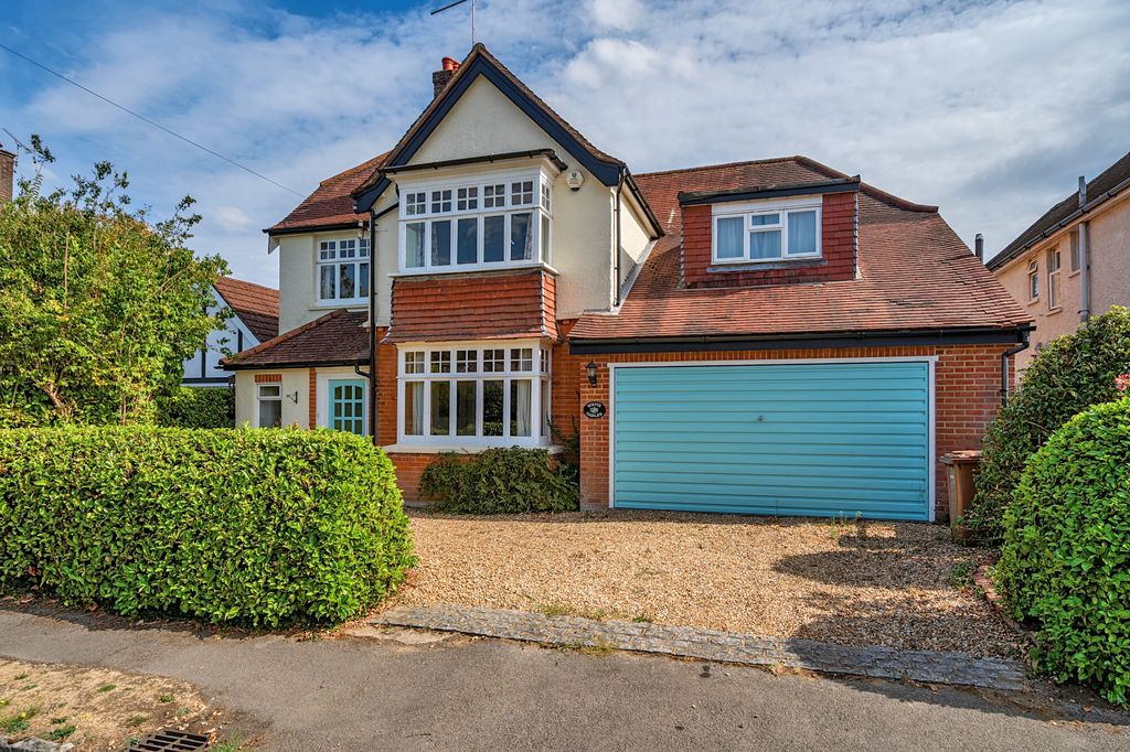 Property photo 1 of 19