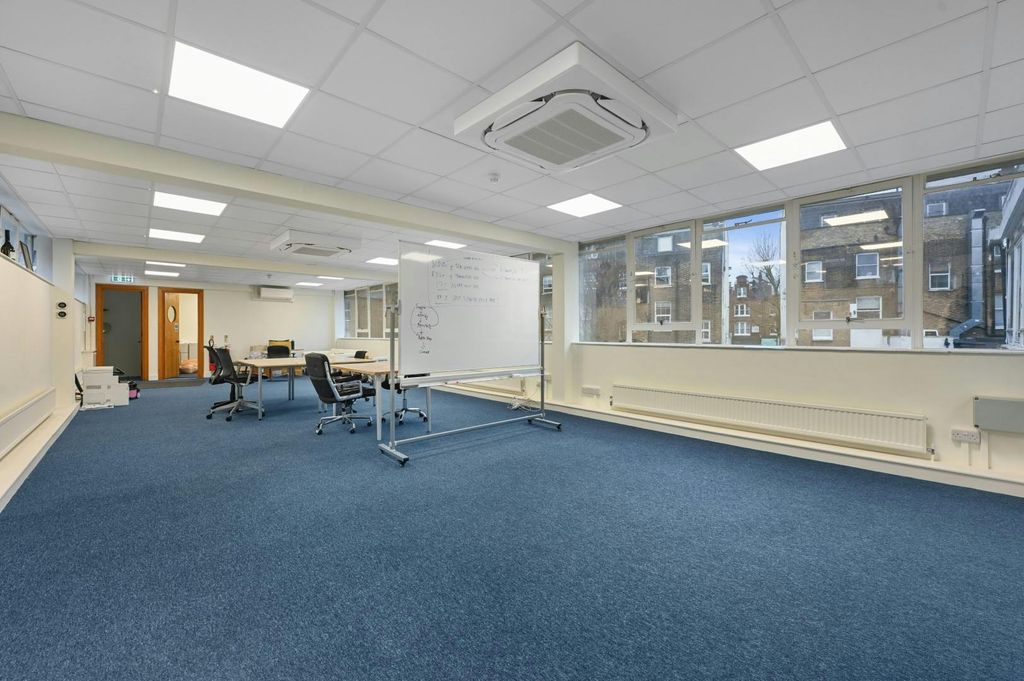 Property photo 2 of 5 Olpil282Kingstreet6 Large.Jpg