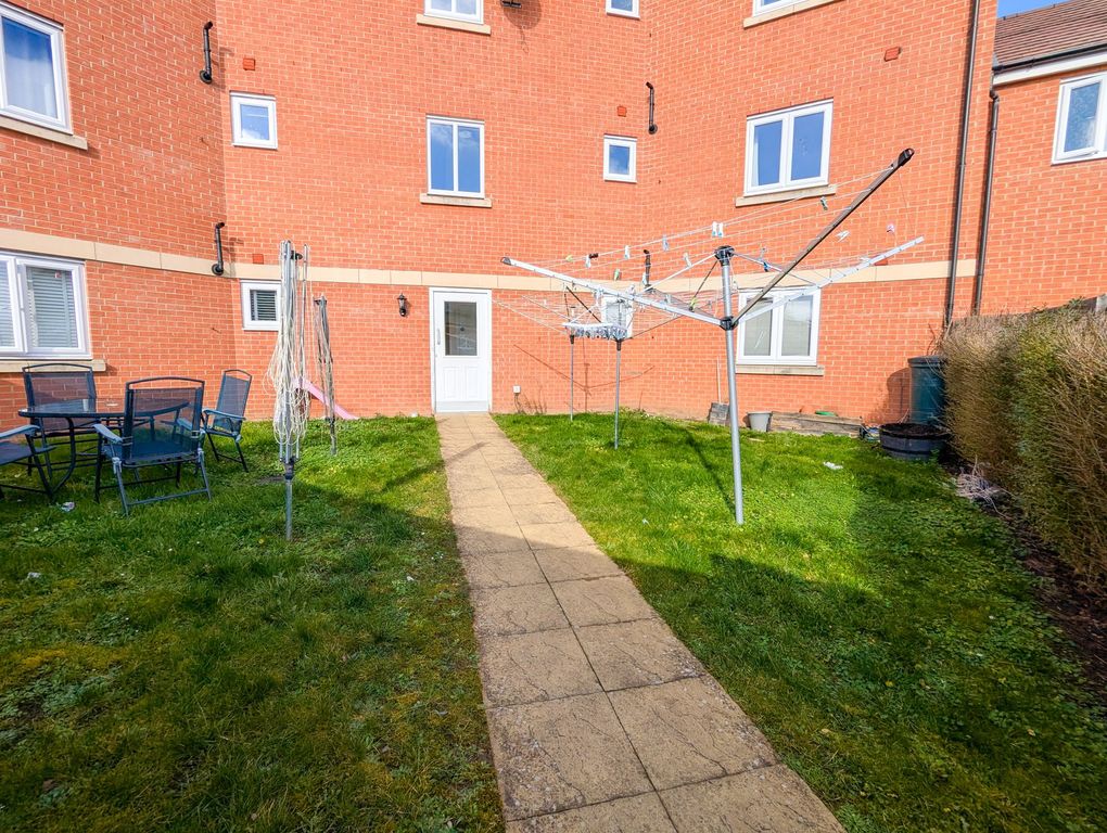 Property photo 2 of 15