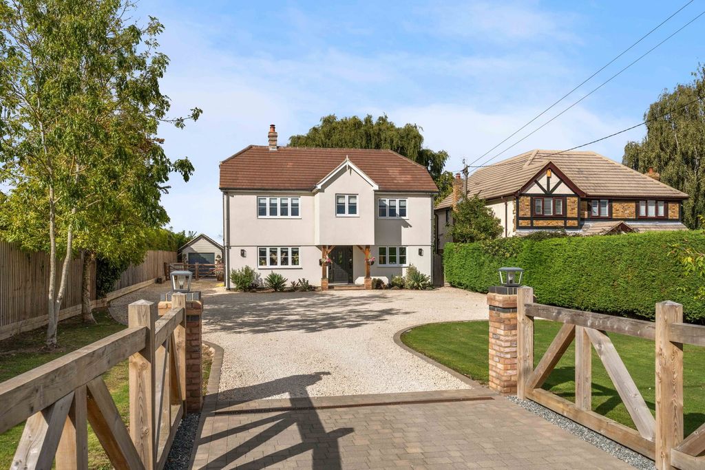 Property photo 1 of 63