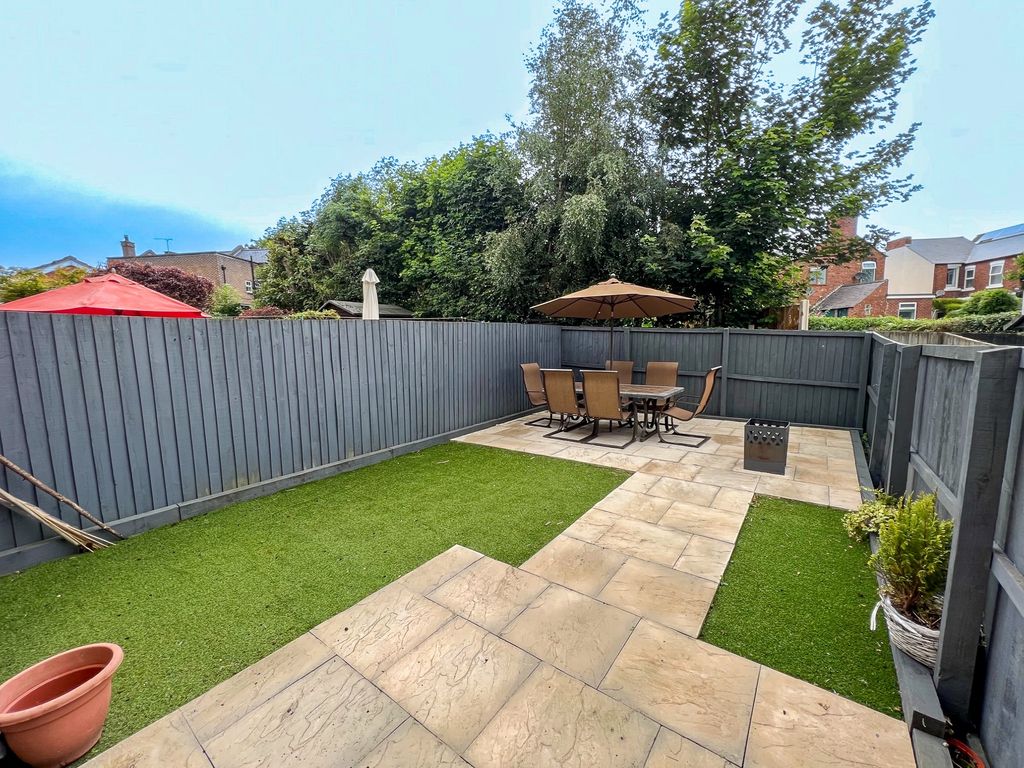 Property photo 3 of 13