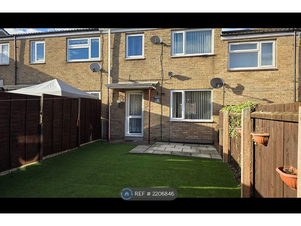 Property photo 2 of 18