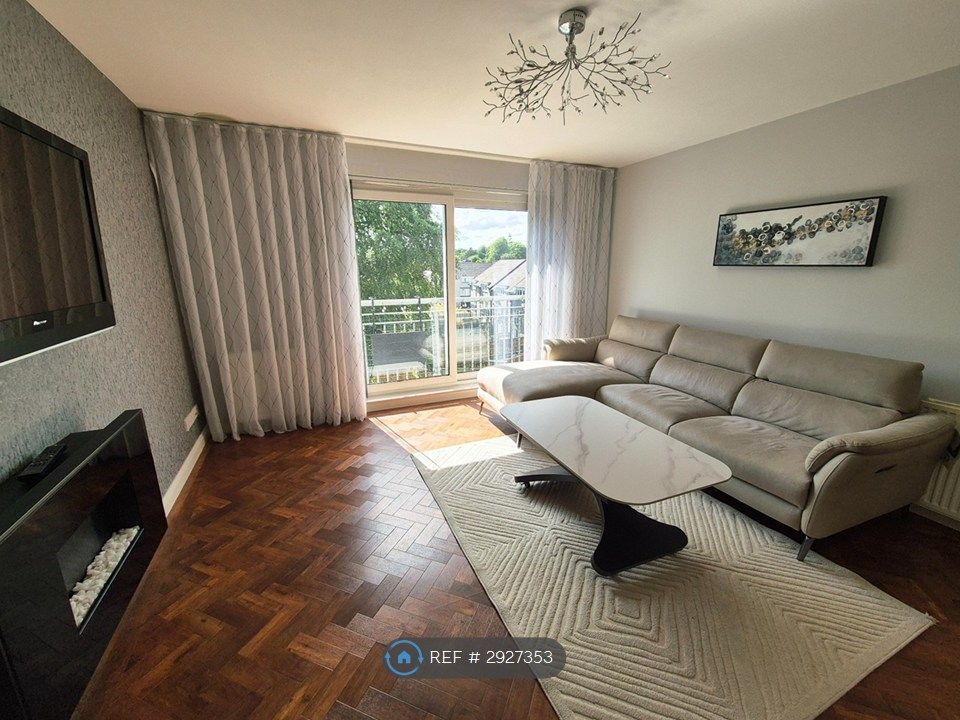 Property photo 3 of 18