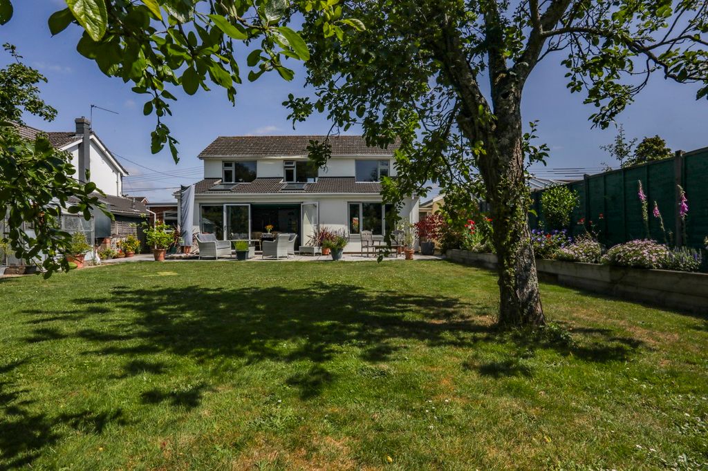 Property photo 2 of 20 9T5A3870