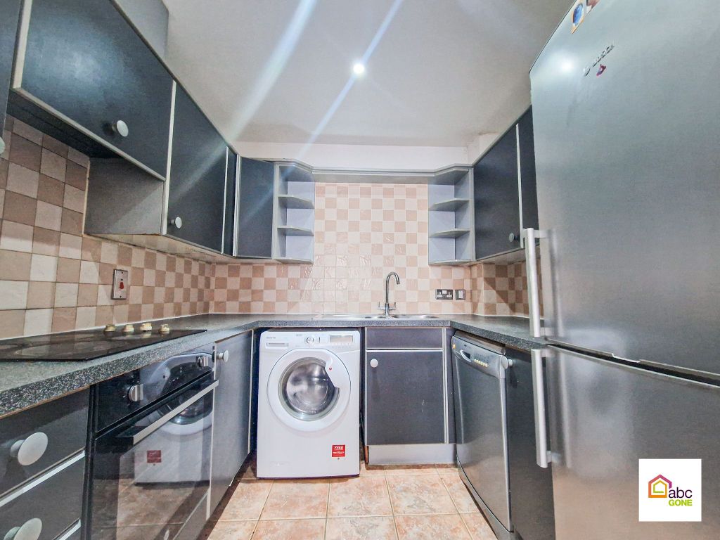 Property photo 1 of 4