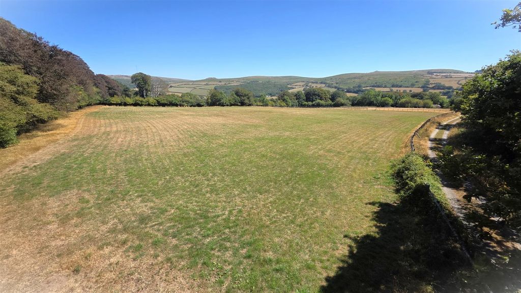 Property photo 1 of 11 Land And Views.Jpg