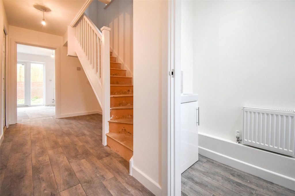 Property photo 3 of 17 Picture No. 22