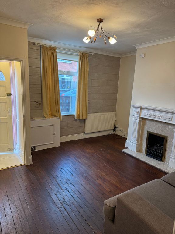 Property photo 3 of 8
