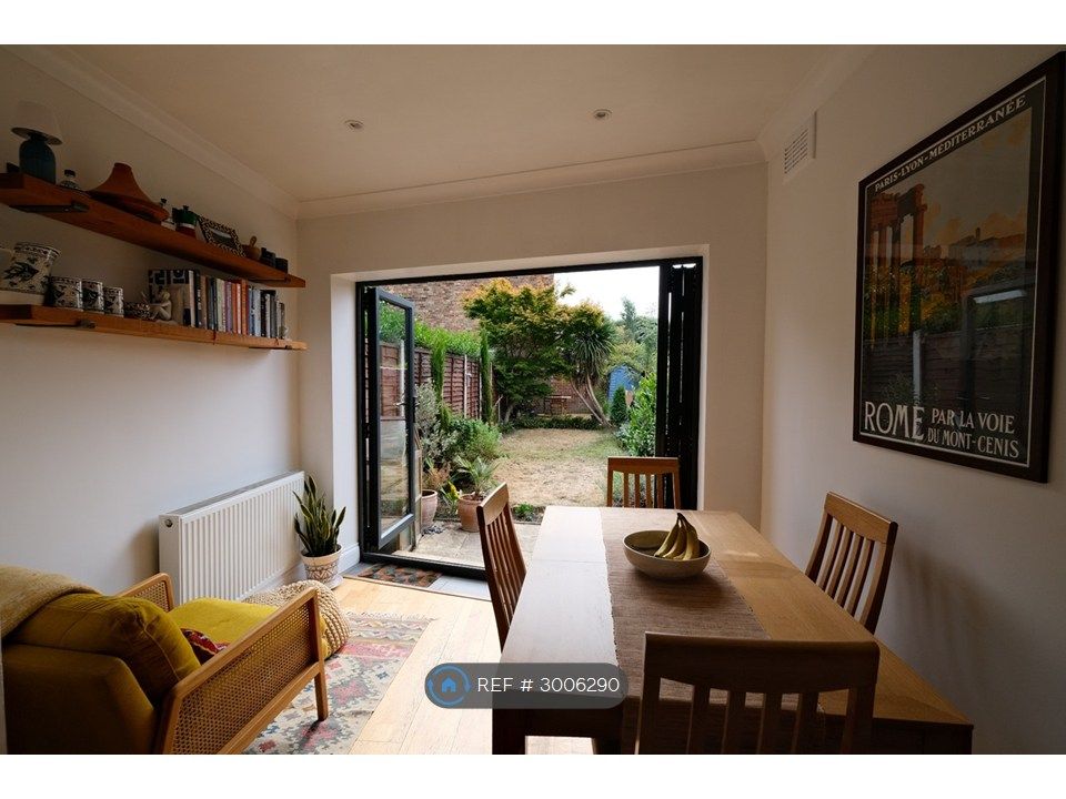 Property photo 1 of 11 Dining Area
