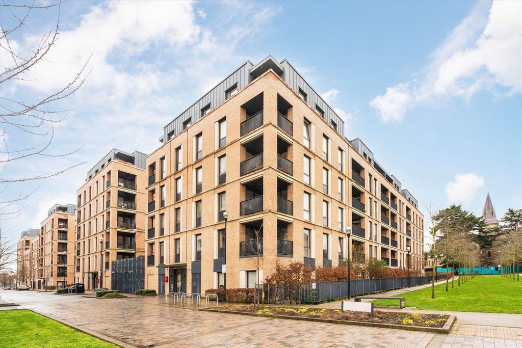 Property photo 1 of 8