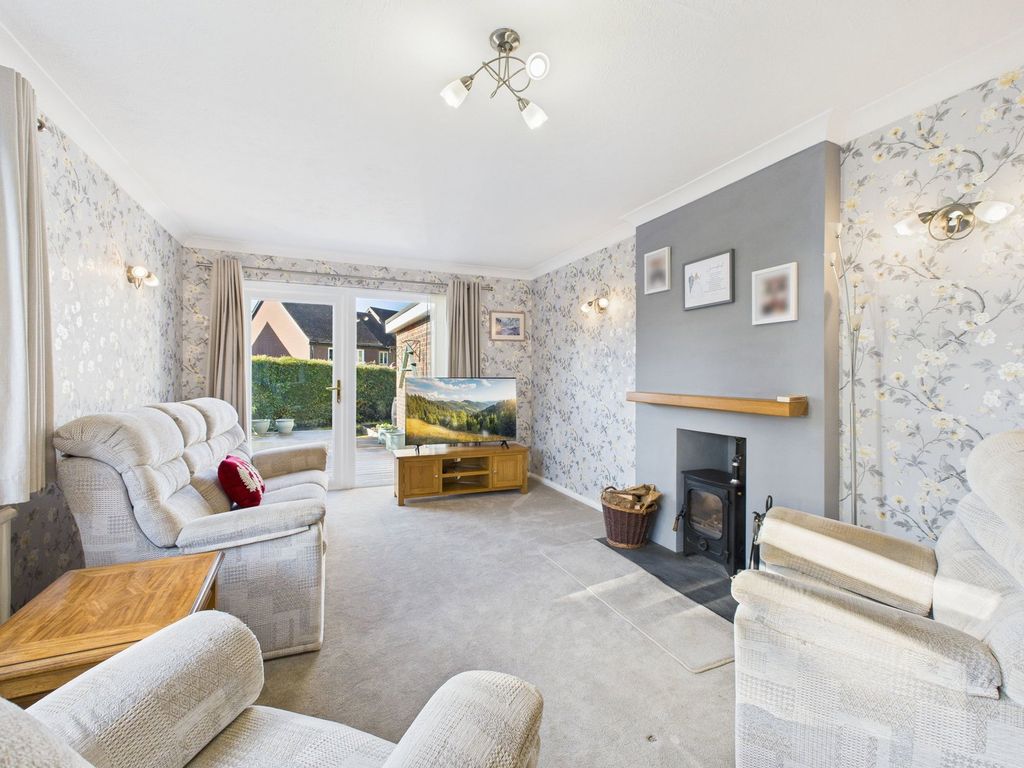 Property photo 2 of 21