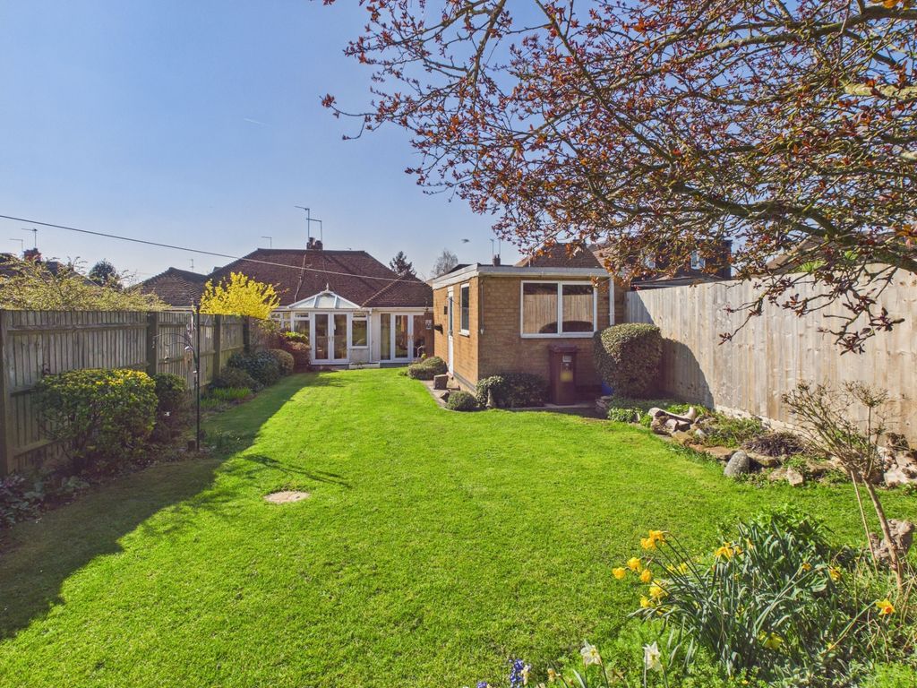 Property photo 2 of 17 2. Cam04922G0-Pr0127-Still023