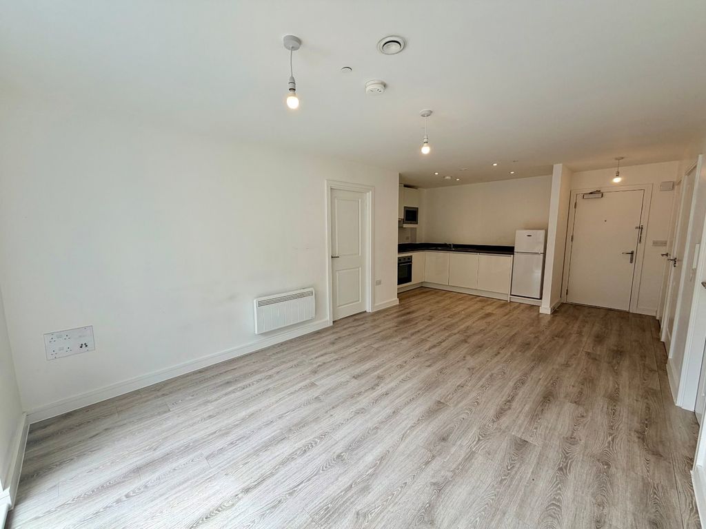 Property photo 3 of 12 Picture No. 17