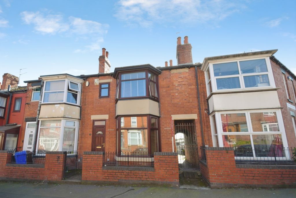 Property photo 1 of 17 Pbox-Img.Jpg