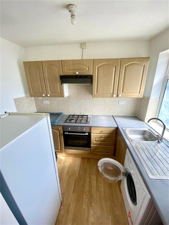 Property photo 3 of 5 Picture No. 04
