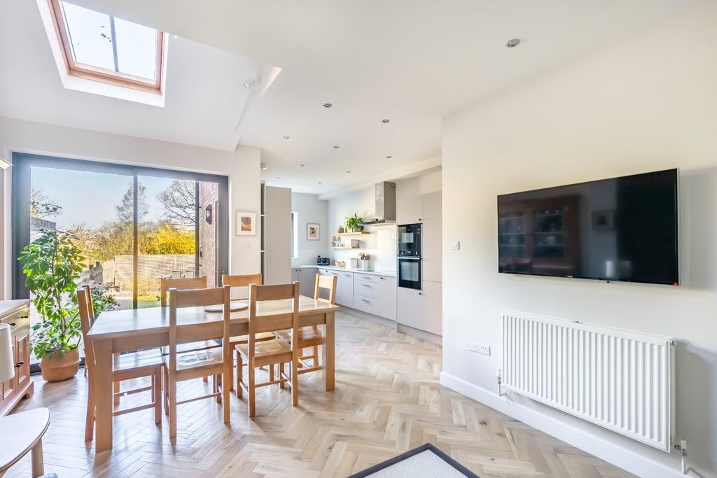 Property photo 3 of 24 63Hl-2.Jpg