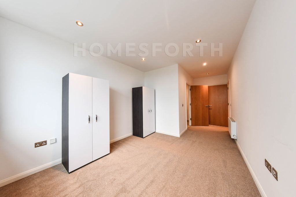 Property photo 3 of 13 Photo 9