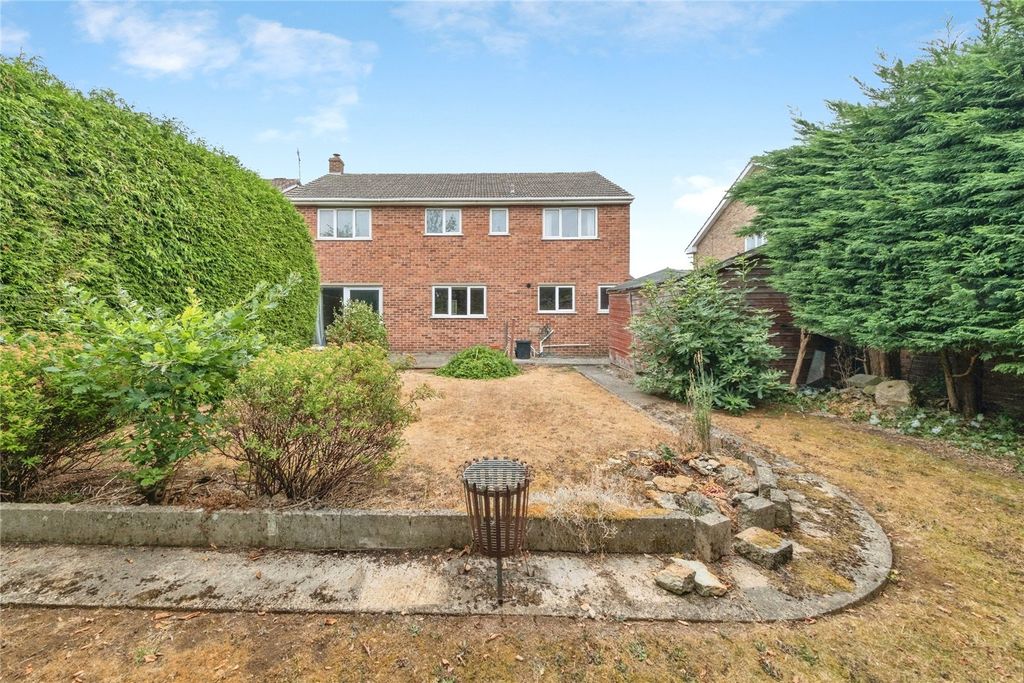 Property photo 3 of 18 Picture No. 07