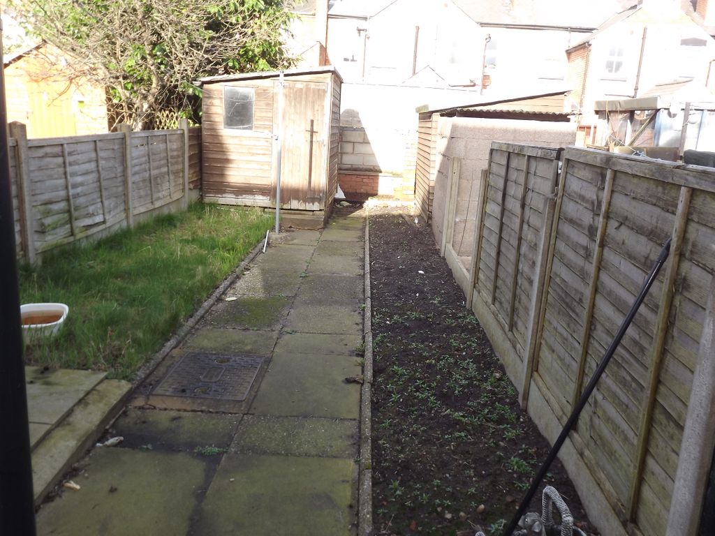 Property photo 2 of 8