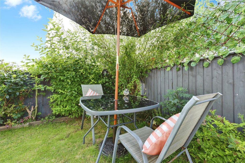 Property photo 2 of 23 Picture No. 22