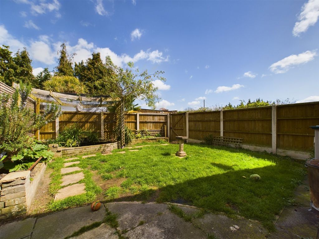 Property photo 3 of 11 Picture No. 17