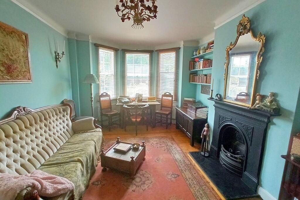 Property photo 3 of 15