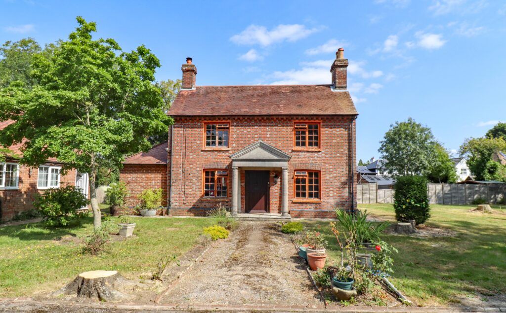 Property photo 1 of 23