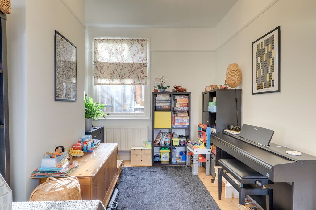 Property photo 3 of 10