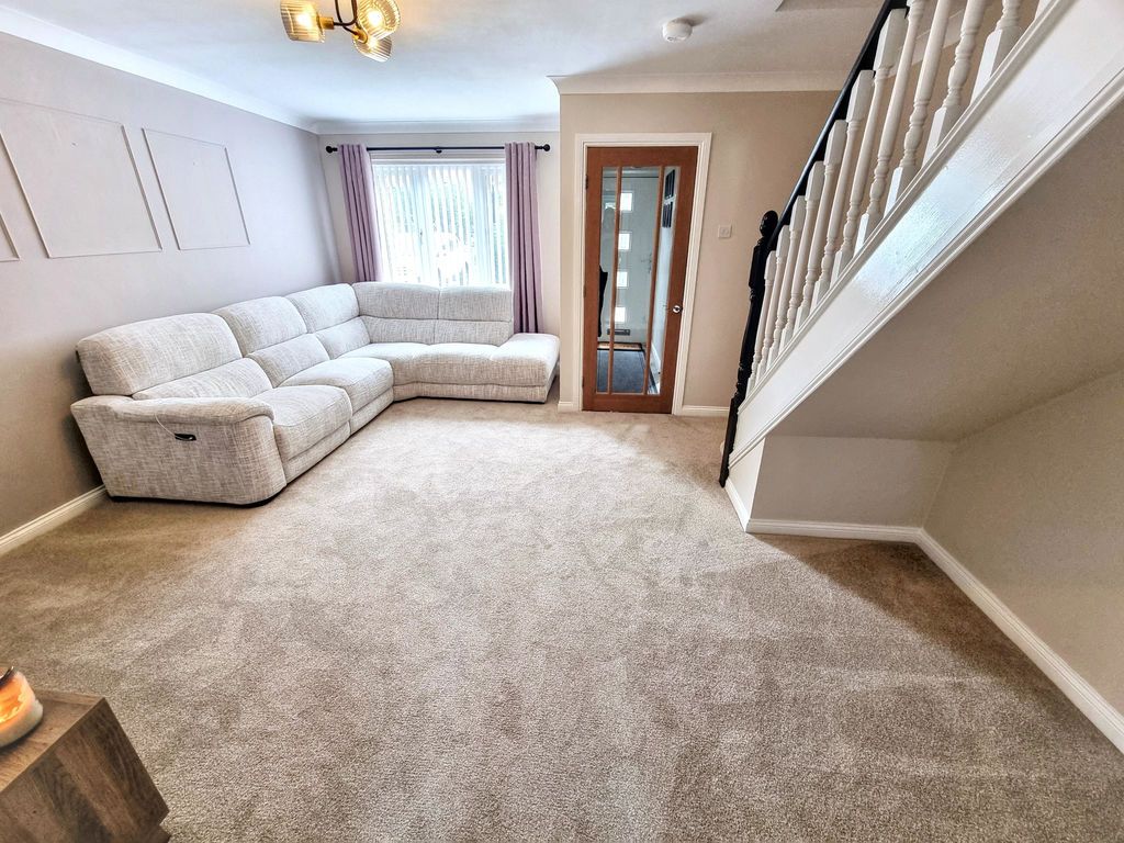 Property photo 2 of 11 Photo 11