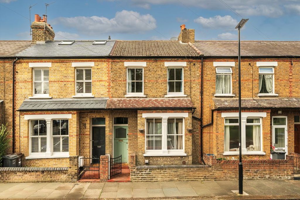 Property photo 1 of 9