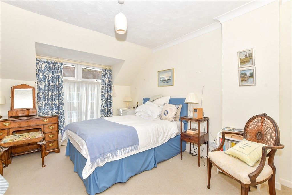 Property photo 3 of 12 Bedroom 1