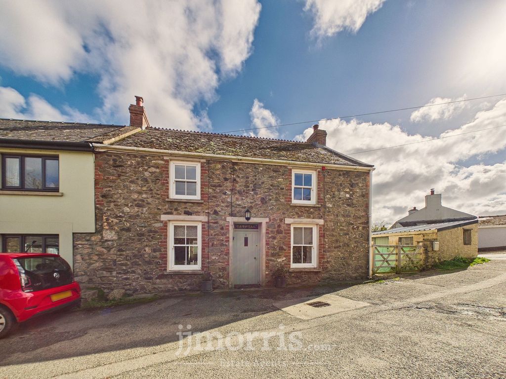 Property photo 1 of 33