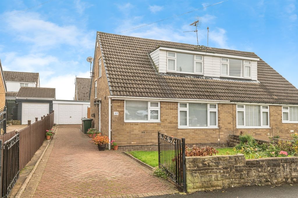 Property photo 1 of 16