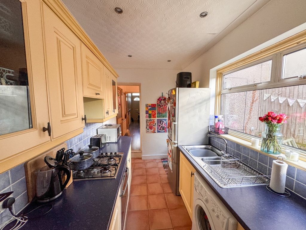 Property photo 3 of 19 4894727