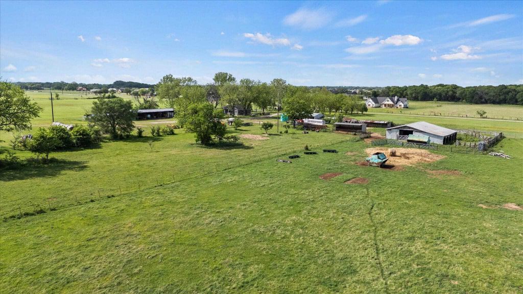 Property photo 2 of 31 <Alttext/>