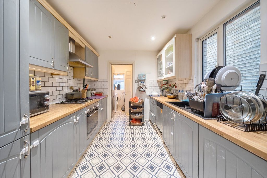 Property photo 2 of 11 Picture No. 06