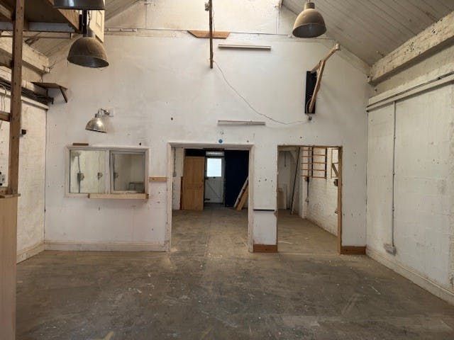 Property photo 2 of 12 Internal 2.Jpg