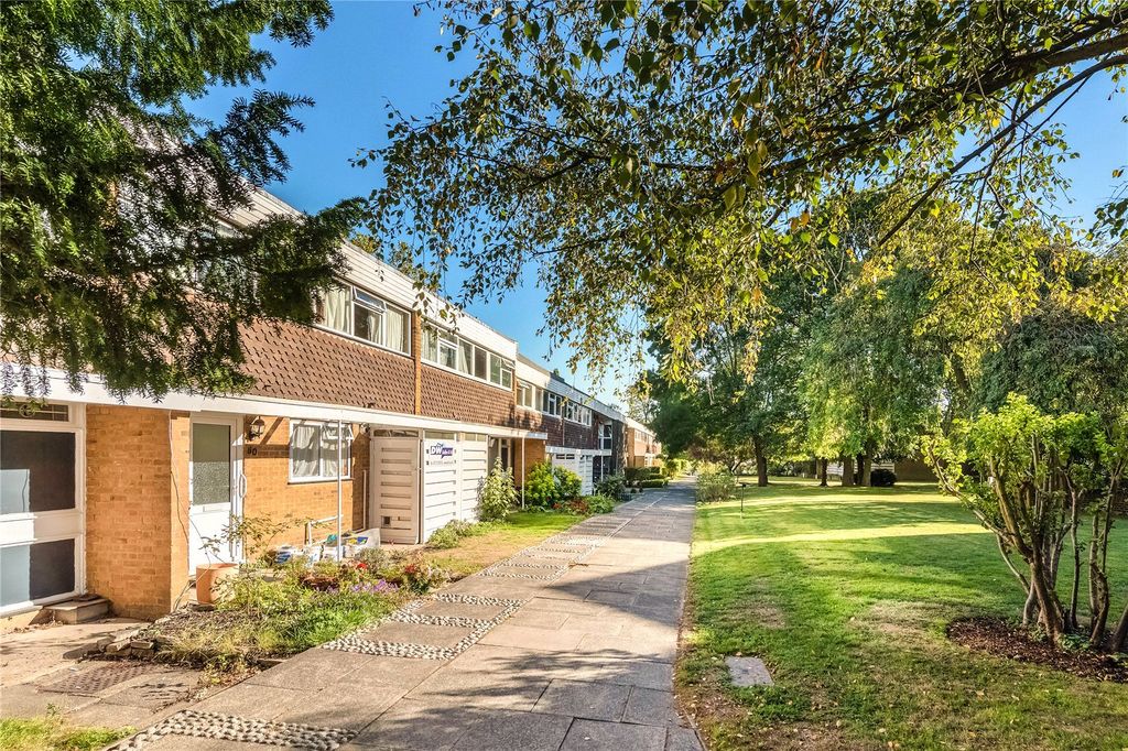 Property photo 1 of 12 Exterior